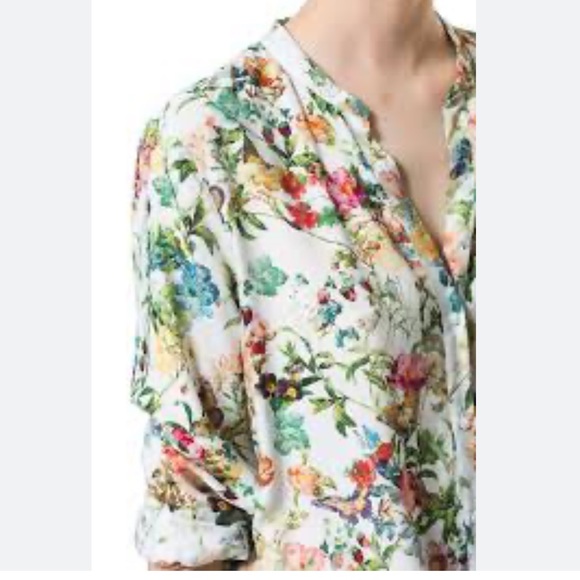 Floral print tunic top. - Picture 1 of 8